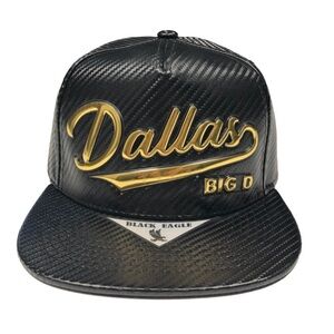Dallas Carbon PU Snapback cap by Black Eagle

Color: Black, Gold